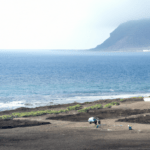 Protegiendo el paraíso del surf y turismo: Conservación de playas en Canarias