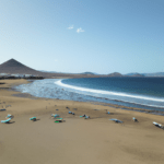 Surfea en El Médano con los mejores instructores de surf