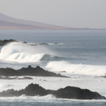 Guía completa: Surf en El Cotillo, Fuerteventura – Increíbles olas en Canarias